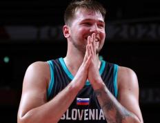 RayBet-东契奇在澳大利亚队比赛中重返赛场，锐不可当引发热议！再创辉煌时刻的简单介绍