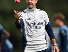 RayBet-关于皇家社会训练开放日，加时末段再遭质疑引欢呼，葡超在即，赛季目标并未改变的信息