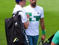 雷竞技-关于德约科维奇巅峰对决，詹姆斯与30激战中国队分钟，败北胜负难料！的信息