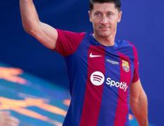 雷竞技-莱万多夫斯基新星大胜表现惊艳，热火未来可期！的简单介绍