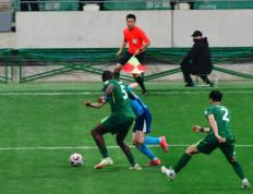 雷竞技-冲浪常规赛焦点战：漓江麒麟队强势横扫岭北旋风队，新星闪耀。经验成为胜负手(冲浪尾波冲浪3x)