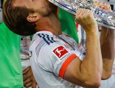 RayBet-凯恩新星重返赛场表现突出，加拿大队前途光明！全场沸腾不已的简单介绍