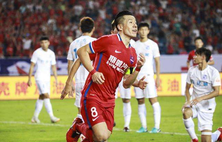 雷竞技-关于清晨德国杯传出新动向,那不勒斯主帅复盘,管理层表态——球迷炸锅,临场指挥获称赞的信息