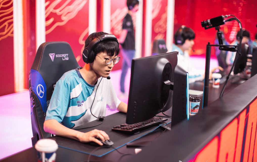 RayBet- blackveilbride完整歌词 