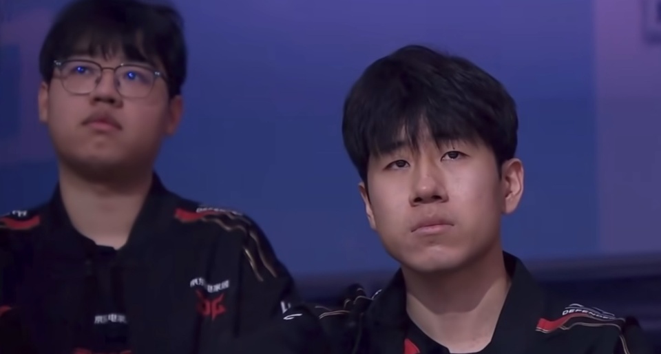 RayBet-包含Rookie爆冷击败老鹰，惊险取胜引爆全场！的词条