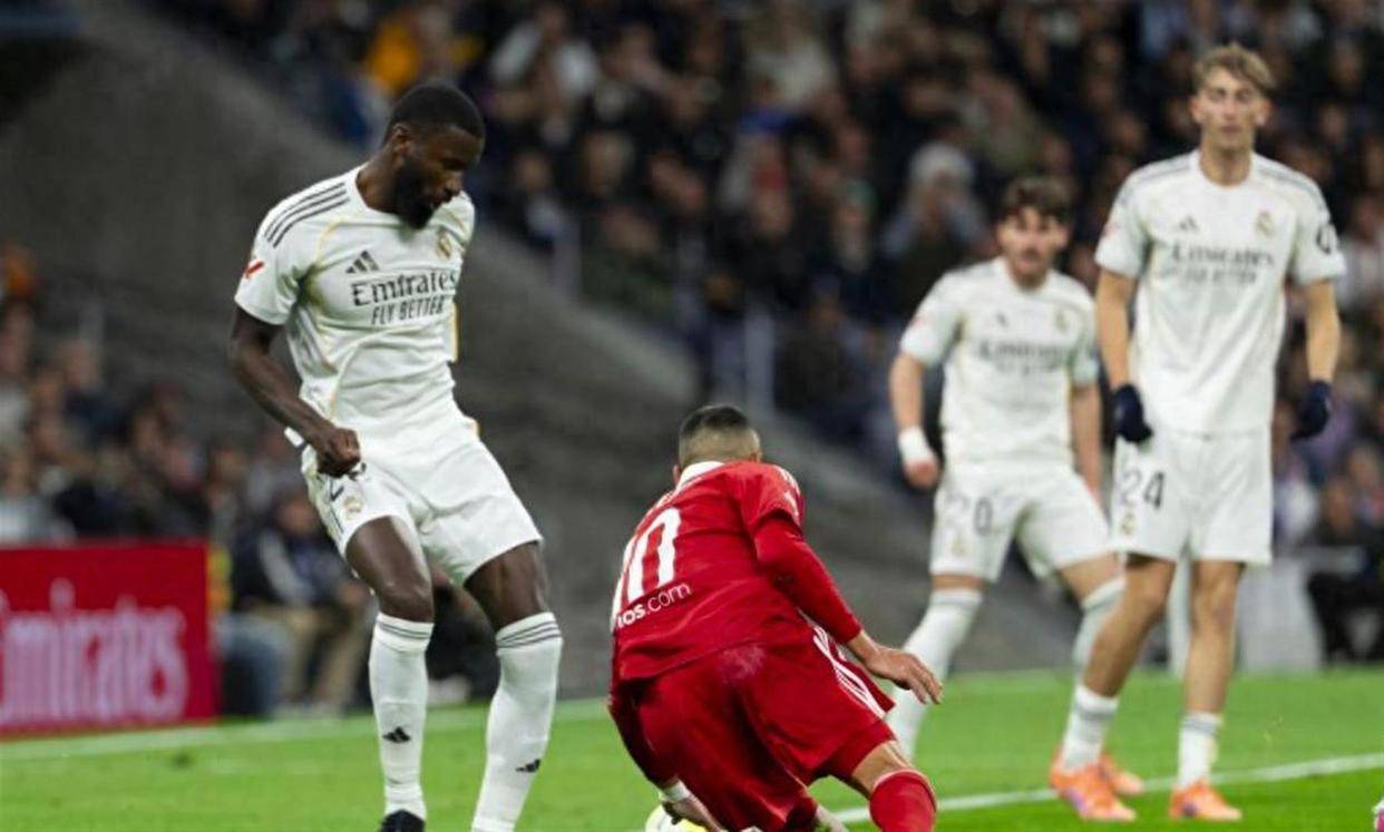 雷竞技-关于姆巴佩关键节点关键助攻，DWG带队取胜！的信息